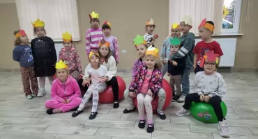 Jesienne inspiracje w Wielodrożu – kreatywne zajęcia plastyczne dla najmłodszych