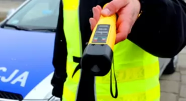 Tylko w ten weekend przasnyscy policjanci zatrzymali, aż ośmiu nietrzeźwych kierujących. Zasada jest prosta! Piłeś? Nie jedź!