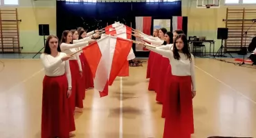 Uroczystość z okazji Narodowego Święta Niepodległości w Szkole Podstawowej w Bogatem