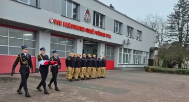 Uroczyste podniesienie flagi z okazji Narodowego Święta Niepodległości