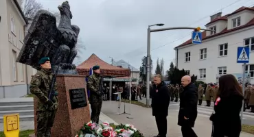 Przasnysz uczcił 107. rocznicę odzyskania niepodległości – z godnością, muzyką i pamięcią