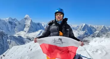 Przasnyszanin na szczycie Island Peak – Mariusz Cichowski zdobywa Himalaje!