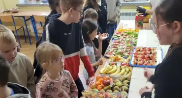Kiermasz „Pełen Zdrowia” w Szkole Podstawowej w Bogatem