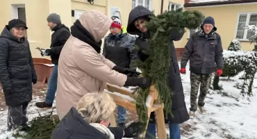 Świąteczne przygotowania w Warsztacie Terapii Zajęciowej przy DPS w Przasnyszu