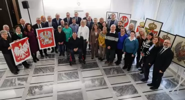 Wieczny Orzeł w Senacie RP – wyjątkowa wystawa z Przasnysza w sercu polskiego parlamentu