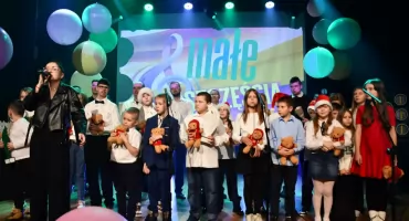 Gala „Małe Szczęścia” w Przasnyszu – święto talentów, wrażliwości i wspólnoty