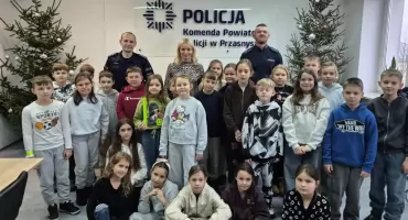 Uczniowie SP nr 3 w Przasnyszu z wizytą w komendzie