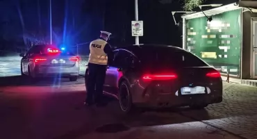 Ekspresówka to nie tor wyścigowy. 233 km/h i surowa kara