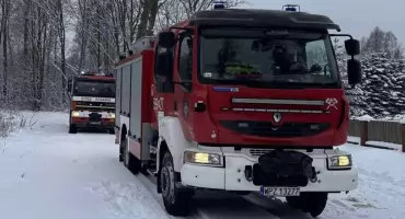 Nowy Rok przywitany syrenami – strażacy z Chorzel od pierwszych godzin w akcji