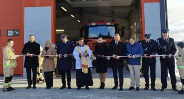Nowy garaż dla OSP Chodkowo Załogi oficjalnie otwarty