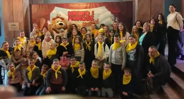 Teatralna wyprawa do Warszawy – kultura, integracja i dobra zabawa