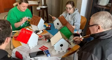 Akcja „Mróz” w Warsztacie Terapii Zajęciowej przy DPS w Przasnyszu – wspólna pomoc w zimowym czasie