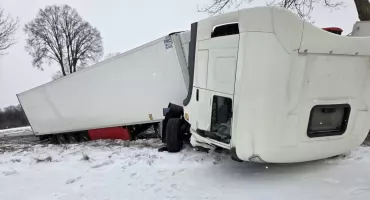 Poważny wypadek na DK57. Droga zablokowana