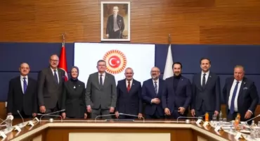 Senator Krzysztof Bieńkowski w polskiej delegacji w Turcji. Rozmowy o inwestorach dla regionu.