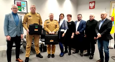 Nowoczesny dron trafił do strażaków w Przasnyszu. To wsparcie dla ratownictwa i zarządzania kryzysowego