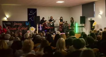 Muzyka, emocje i wspólnota. Wyjątkowy koncert z okazji Dnia Kobiet w Krasnem