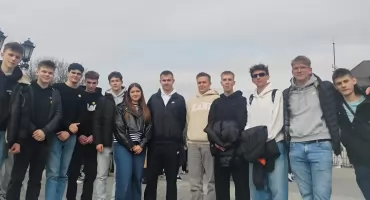 Maturzyści z Przasnysza na Jasnej Górze. Pielgrzymka wiary, refleksji i decyzji