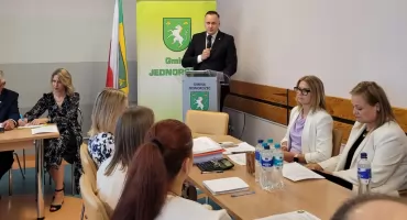 Jednogłośne poparcie dla wójta. Rada Gminy Jednorożec udzieliła wotum zaufania i absolutorium