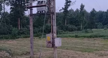 Pożar transformatora w Zakociu. Na miejscu strażacy i pogotowie energetyczne