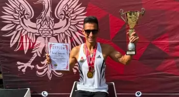 Strażacy rywalizowali w Ożennej. 102 zawodników na starcie IX Mistrzostw Polski Strażaków w Biegu Górskim. Złoto dla kpt. Rafała Smolińskiego!