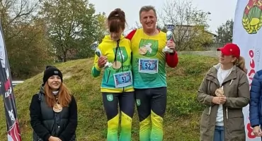 Zimno im nie straszne. Reprezentanci stowarzyszenia z Jednorożca zdobyli dwa pierwsze miejsca w Makowie Mazowieckim